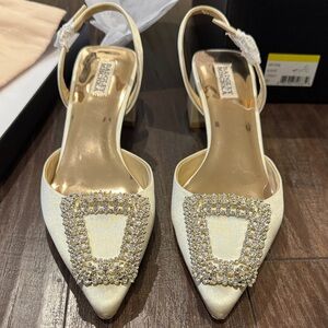 Badgley Mischka Ivory Heels with Embellished Buckle